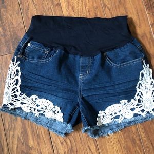 Maternity lace jean shorts